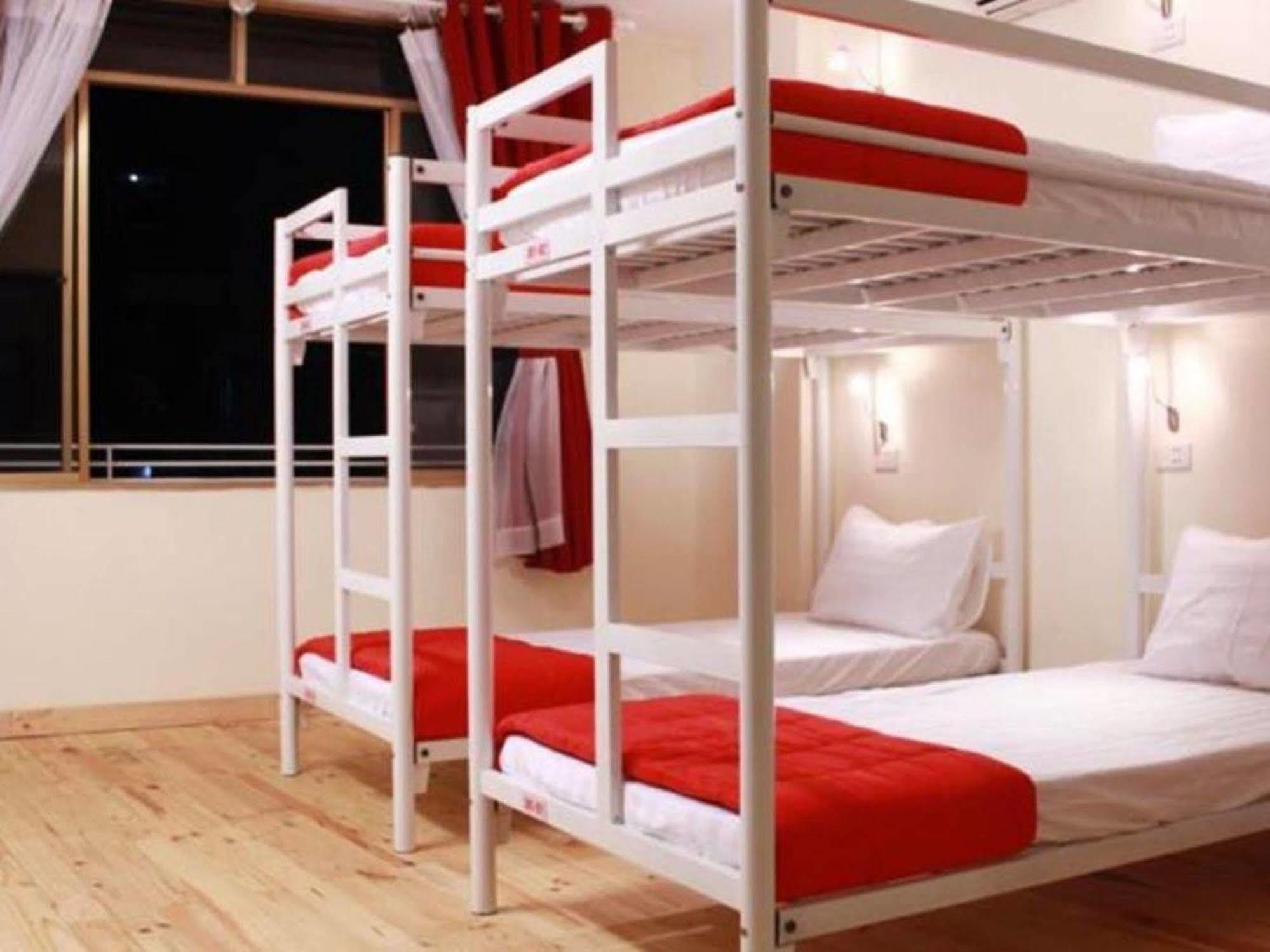 Koniko Backpackers Hostel TP. Hồ Chí Minh Ngoại thất bức ảnh